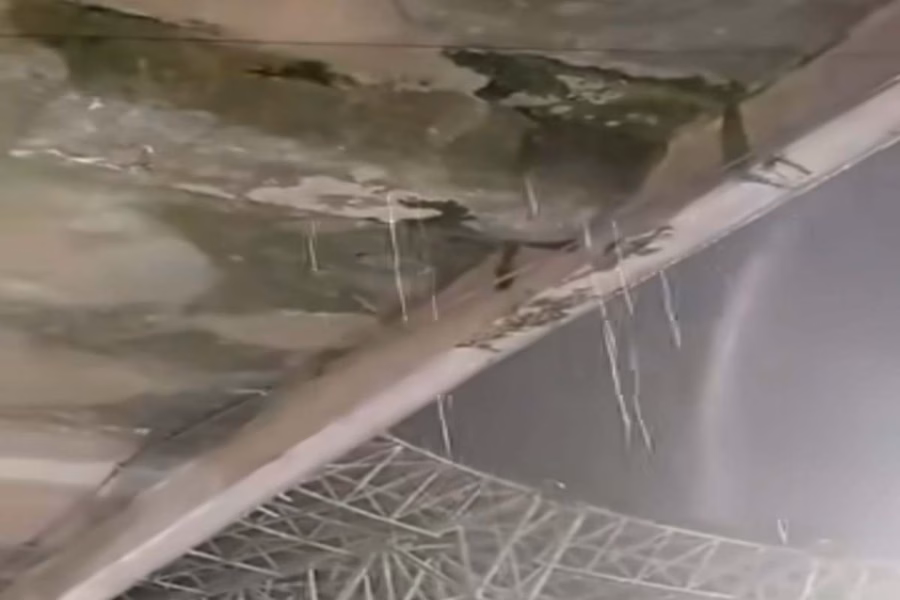 I problemi allo stadio Maradona durante Napoli-Qarabag