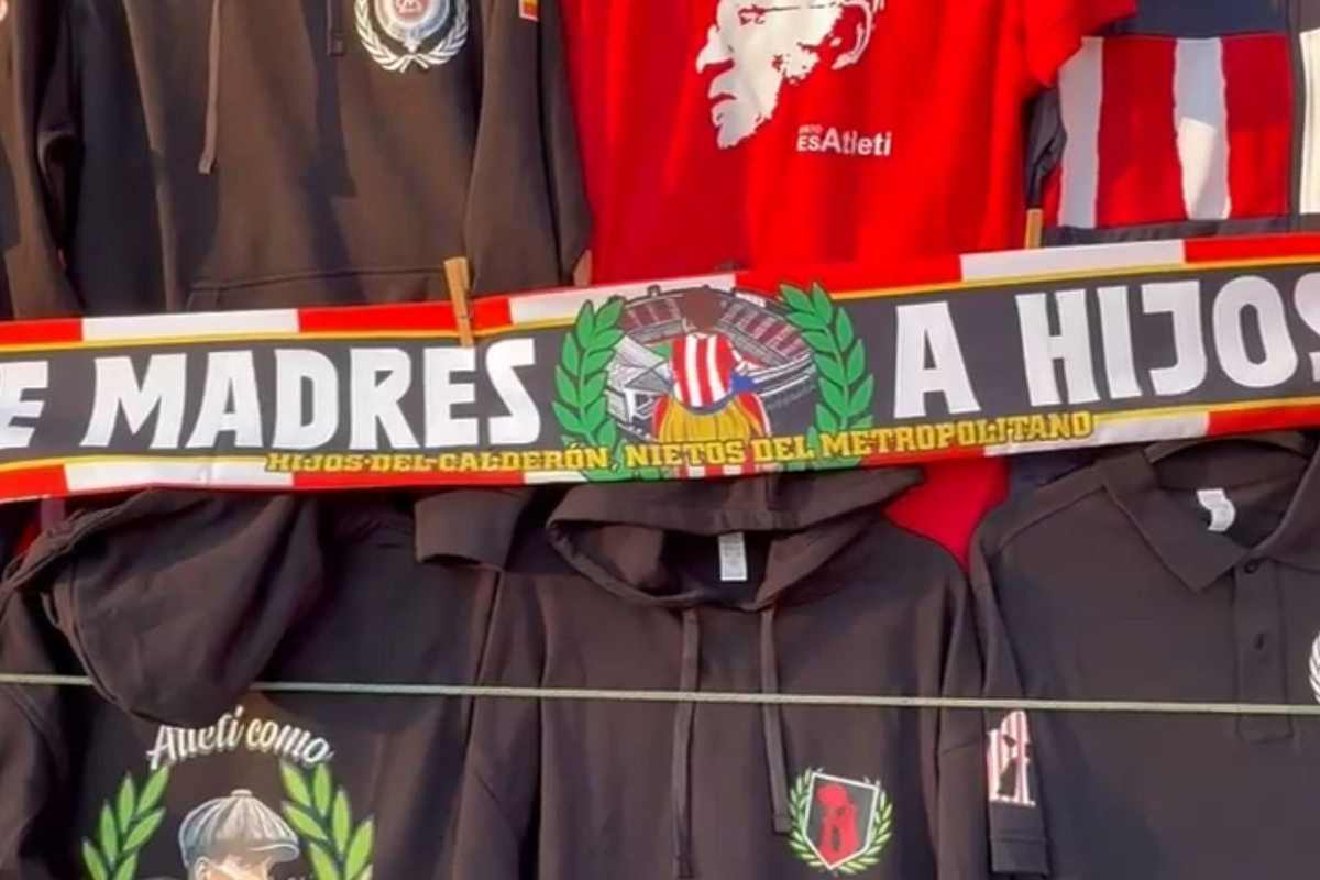 Sciarpa tifosi Atletico Madrid pre-Inter