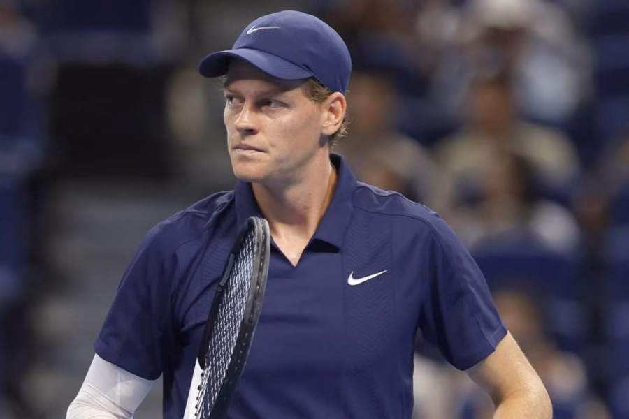 Sinner battuto da Alcaraz