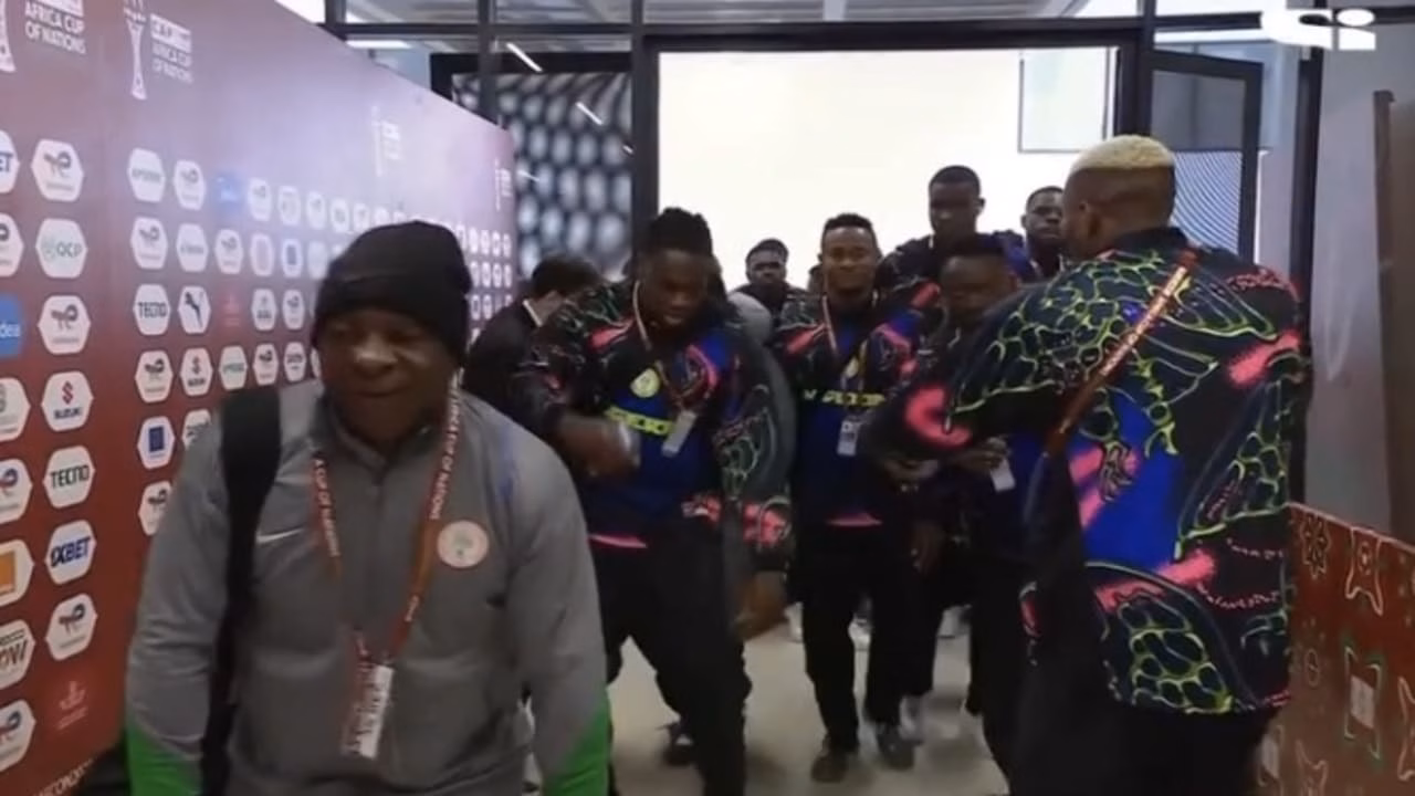 Nigeria, Osimhen e compagni ballano prima della gara di Coppa d’Africa contro l’Uganda