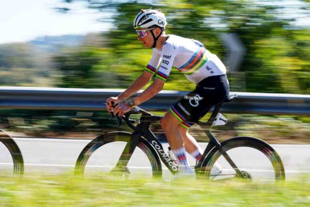 Pogacar fatto a pezzi