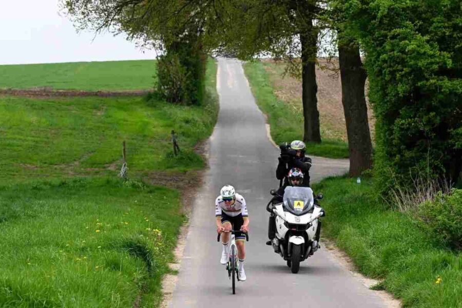 Davide Cassani su Pogacar