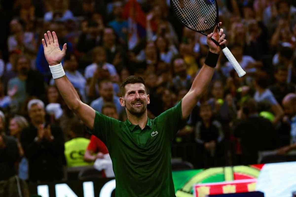 Novak Djokovic esulta dopo una vittoria 