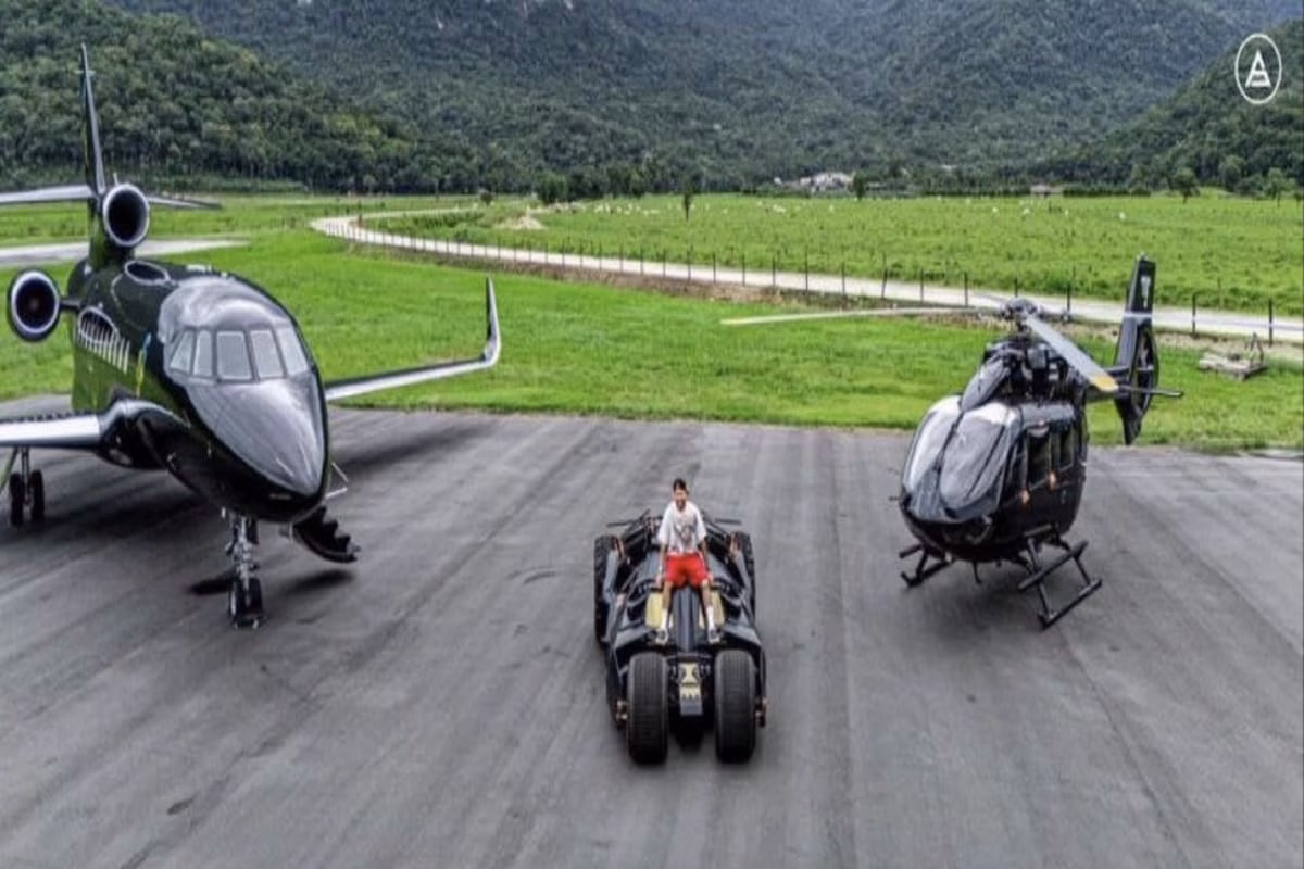 Neymar e i suoi incredibili e “giocattoli”