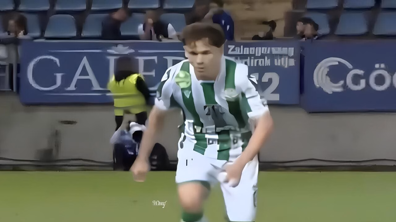 Alex Toth, centrocampista del Ferencvaros